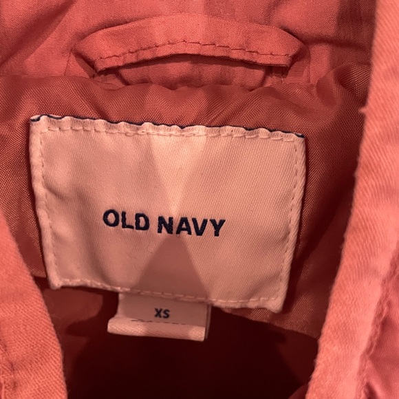 DT👱‍♀️Old Navy Women's Rose Quilted Vest - Picture 2 of 2